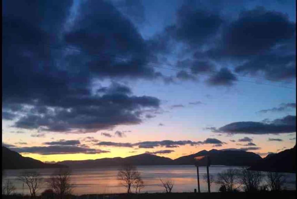 The Fox'S Den, Luxury Cosy Mini Lodge, Highlands North Ballachulish Екстериор снимка